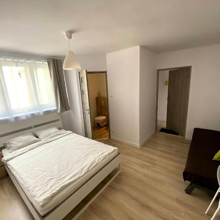 Zefir Pokoje Apartment Unieście Екстериор снимка