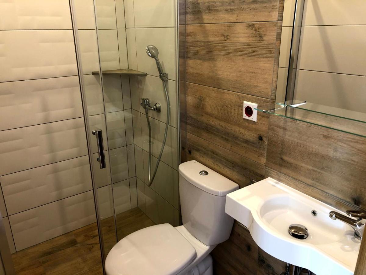 Zefir Pokoje Apartment Unieście Екстериор снимка