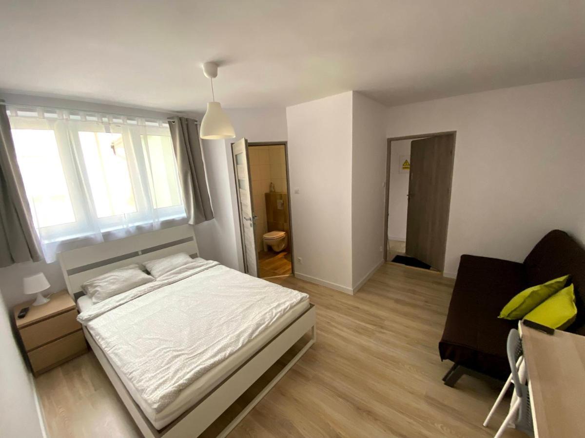 Zefir Pokoje Apartment Unieście Екстериор снимка